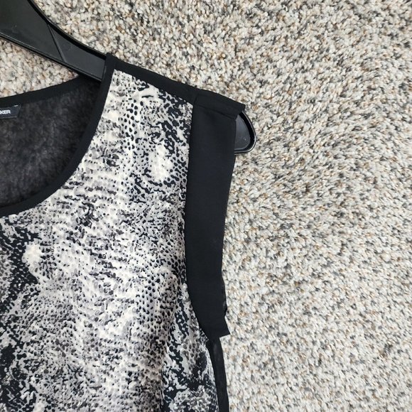 W118 Walter Baker‎ Top Womens Small Snake Print Sheer Lightweight Casual Ladies - Picture 2 of 7